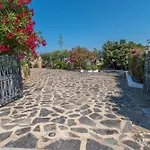 Scorpion House * Palau