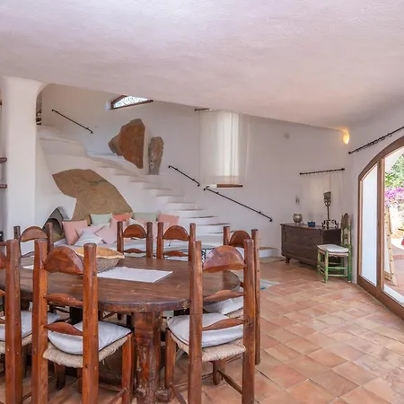Scorpion House Villa *